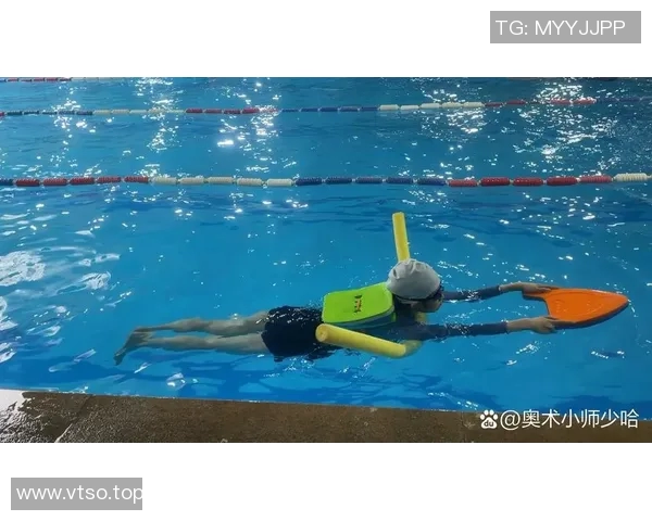 蛙泳技巧全解析：从入水到呼吸的每一步动作详解